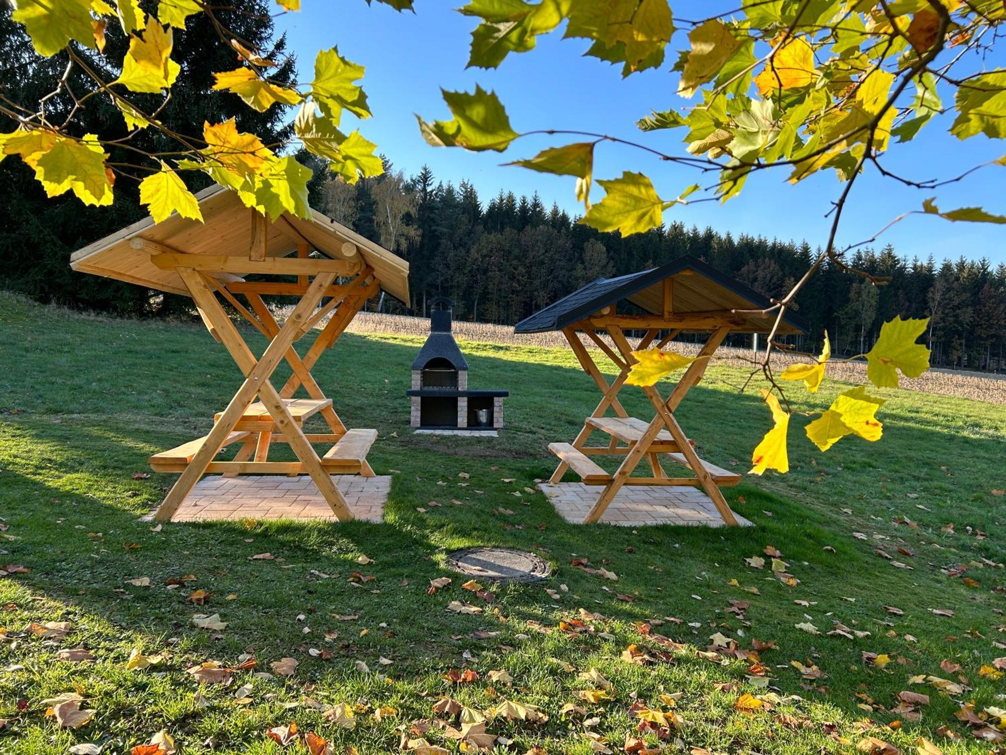 Pumphut'S Scheune Ferienwohnungen Nr 1 - 4 Naehe Freizeitpark Plohn Lengenfeld エクステリア 写真